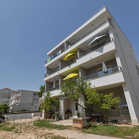 Emilia Lofts Aparthotel Tučepi Exterior foto